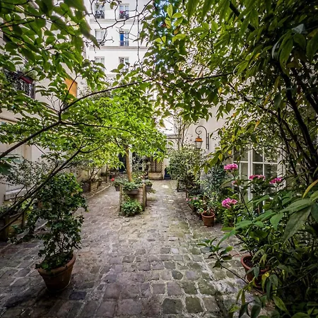 3eme - Place Des Vosges - Musée Carnavalet - Paris